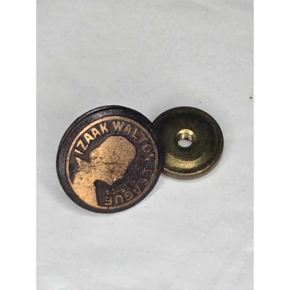 N/A vintage lapel